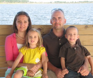 Tina Tinsley with her husband, Phillip and twins Sara and Cole