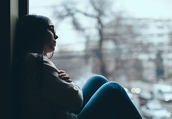 teen self-harm happens in girls and boys