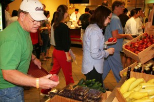 The Local Food Hub and UVA bring Central Virginia produce such as heirloom tomatoes to employees and visitors.