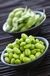 Soy, like these edamame beans, can help decrease your heart disease risk and lower cholesterol. 