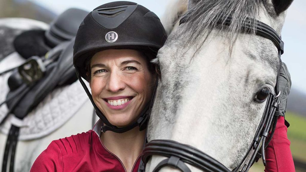 A close-up of Bajo and her gray mare, Tika